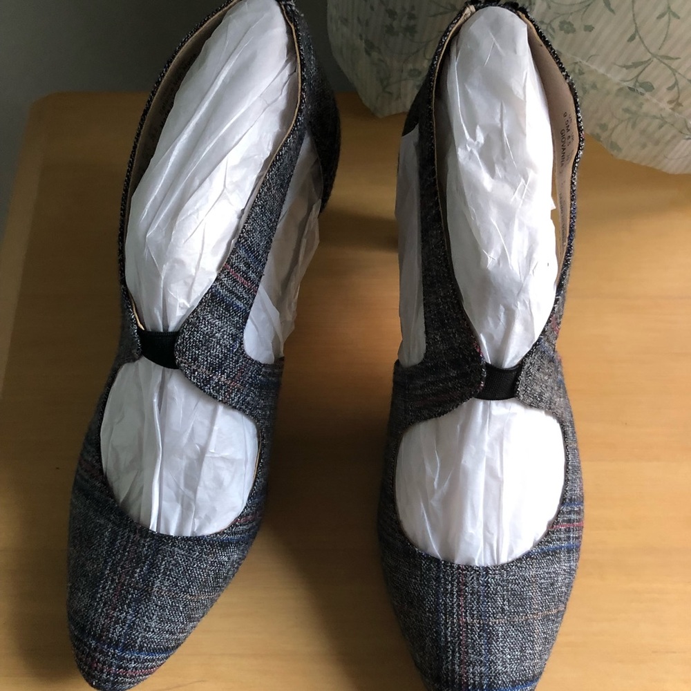 LifeStride Woman Giovanna 2 Grey Plaid Fabric Pump size 9.5 - Picture 3 of 12